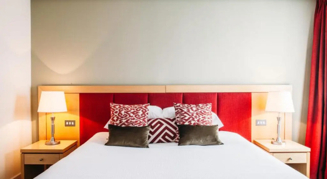 Трёхместный номер Standard Kilkenny Pembroke Hotel