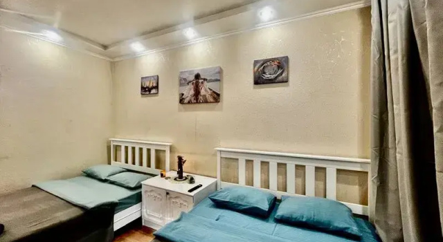 Apartments Live Here, district Yubilejnyj, bld. 5/2, Đặt Căn hộ Khách sạn ở Ural có chỗ đỗ xe, Bãi đậu xe