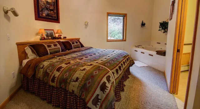 Номер Premium River Stone Resorts & Bear Paw Suites
