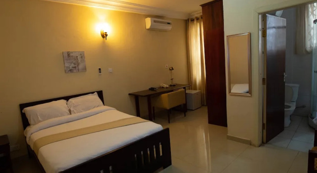 Одноместный номер Standard Crystal Rose Ambassador Hotel