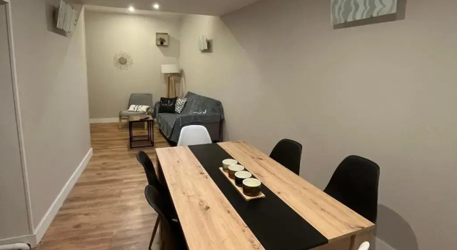Апартаменты Appartement cosy avec parking et terrasse