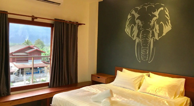 Faraway Suites - Hostel