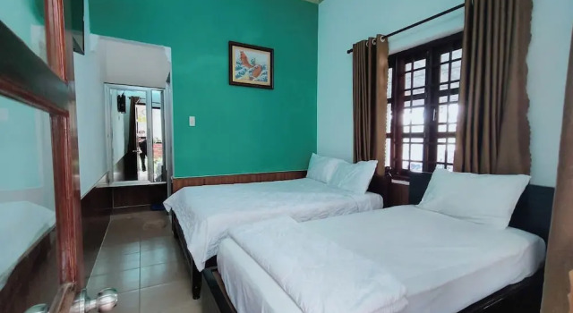 Двухместный номер Economy с балконом Hai Yen Family Hotel