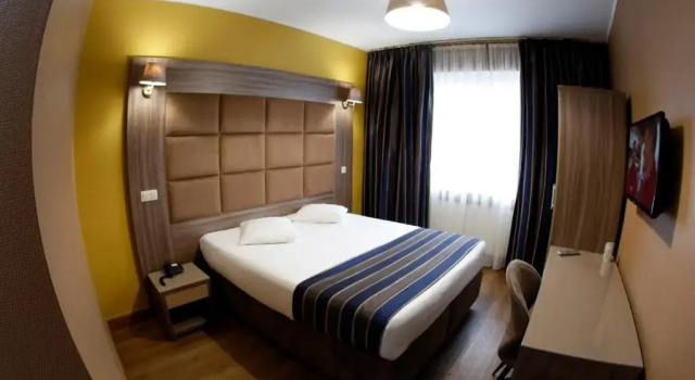 Двухместный номер Standard Hotel Midi-Zuid