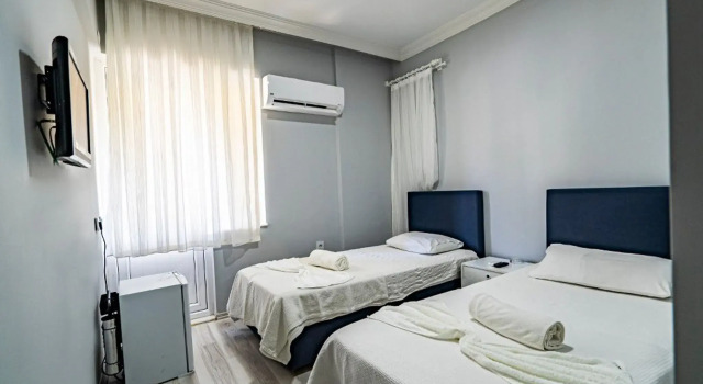 Umit Hotel