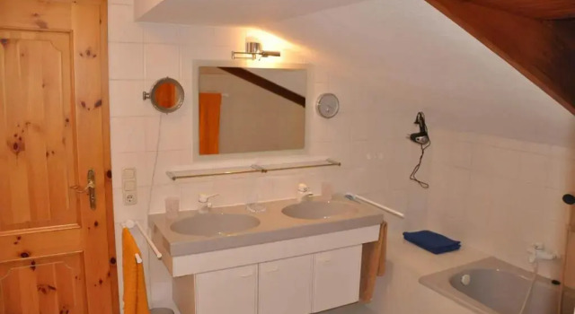 Апартаменты Ferienwohnung Watzmannblick