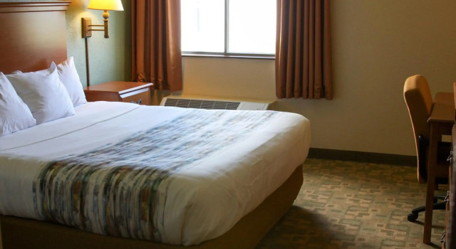 Barker's Island Inn Resort, 预订 度假村 苏比利尔 威斯康星州