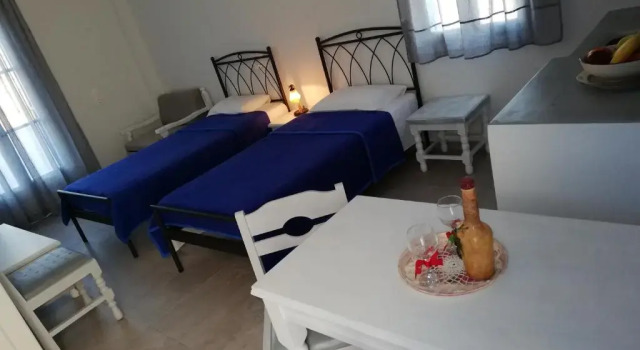 Четырёхместный номер Comfort Meltemi Hotel