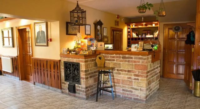 Karin Hotel