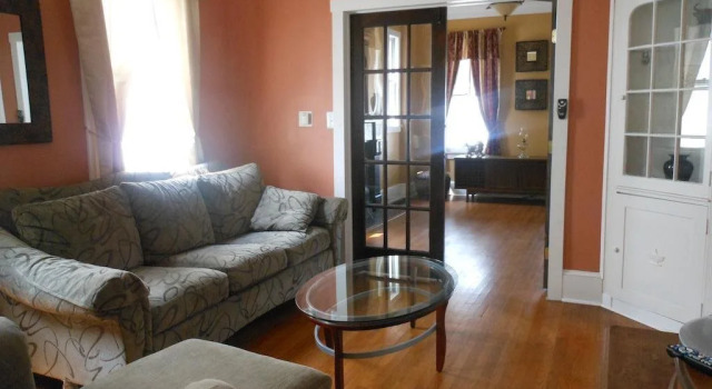 Miss Helens Guesthouse, Забронировать Отель Делавэр-Сити Делавэр