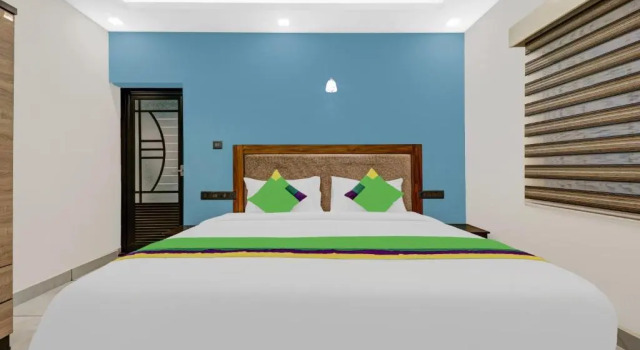 Номер Premium Treebo Pushpak 100 Mtrs From Chottanikkara Temple