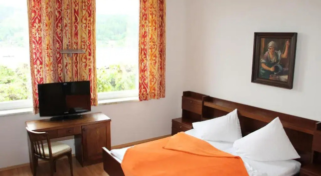 Четырёхместный номер Standard с балконом Strandhotel Pichler