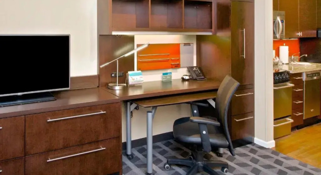 Двухместный люкс c 1 комнатой TownePlace Suites by Marriott Anchorage Midtown