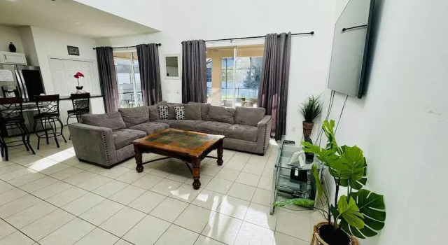 7/6.5 Beautiful Vacation Home With Private Pool, and Much More!!