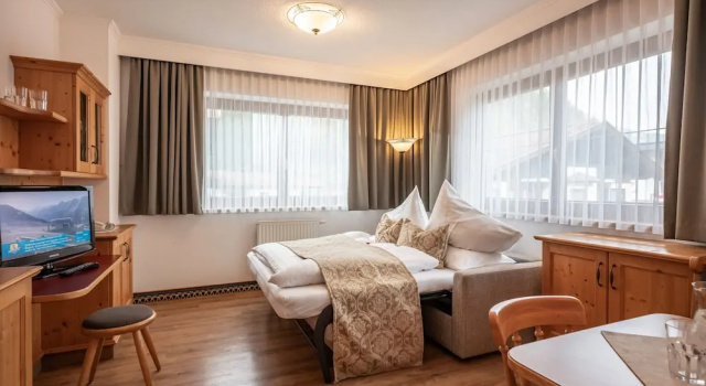 Номер Comfort с балконом Apparthotel Ederfeld