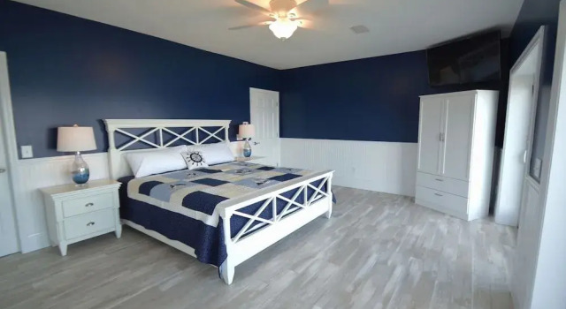 Waters Edge B&B Resort, Book Bed and Breakfast  