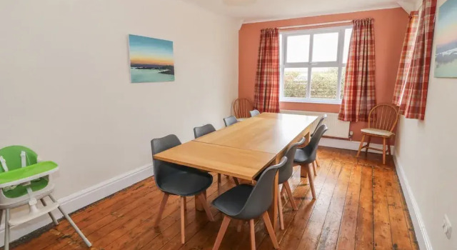 Alynfa, Rezervasyon Tatil Evi Llanfaelog Anglesey