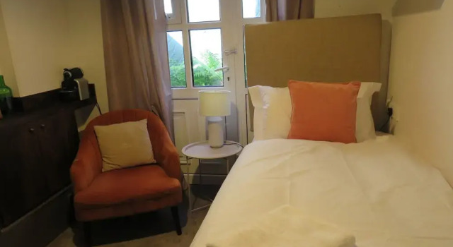 Номер Economy Arch Guesthouse