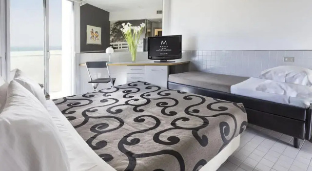 Номер Standard с балконом и с частичным видом на море Hotel Michelangelo