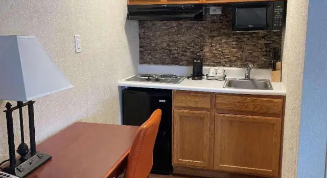 Номер Standard SureStay Plus by Best Western Woodbury Inn
