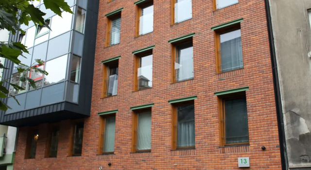 FriendHouse Apartments - Old Town