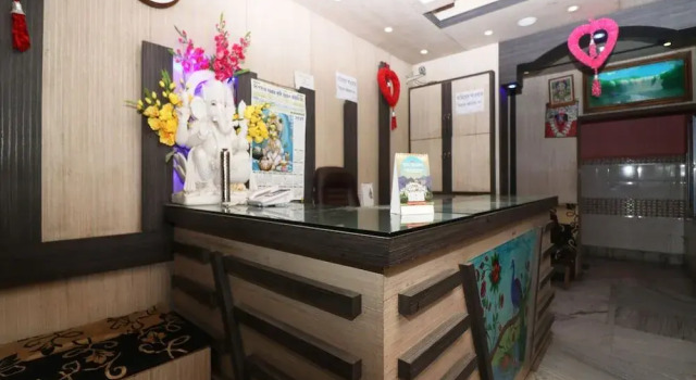 Oyo 27996 Hotel Green Park, Book Hotel Hoteller i Digha med morgenmad, Morgenmad