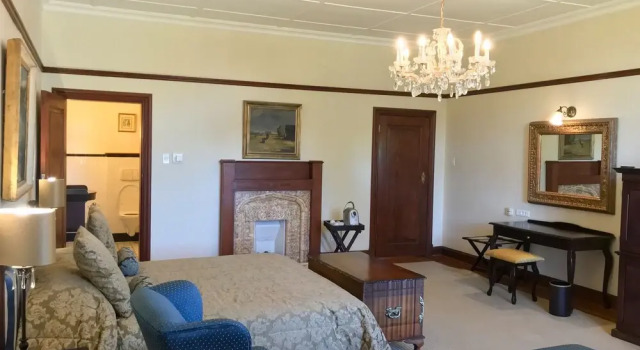 Greenways Hotel, Забронировать Отель Бизнес-отели Кейптауна, рядом с Офтальмологическая клиника Life Peninsula, 4* 5*