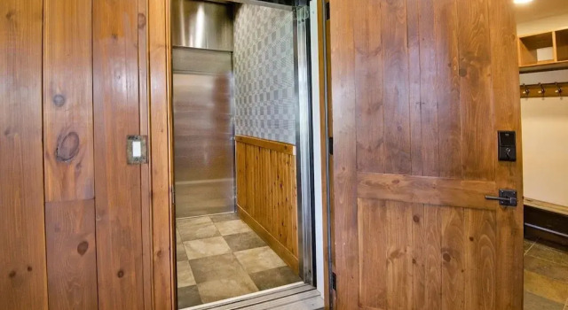 Luxury Penthouse at Bear Paw Lodge