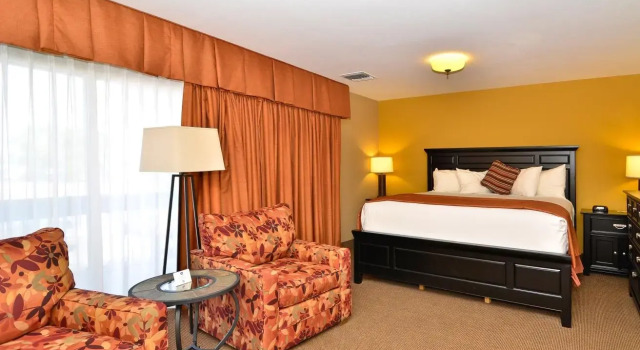 Двухместный люкс c 1 комнатой Best Western Sunridge Inn & Conference Center