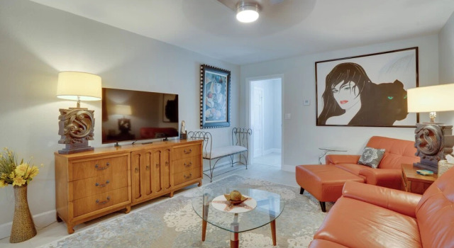 2 Bungalows in Redington Shores! Steps to Beach, Book Feriehus Villaer i Florida, Villa