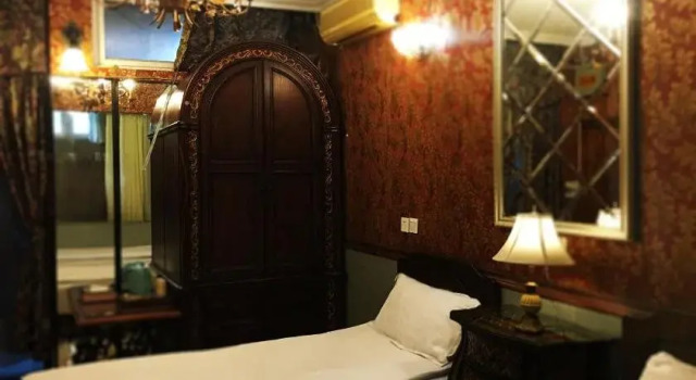 Kelly‘s Courtyard Hotel, Book Hotel Xicheng 