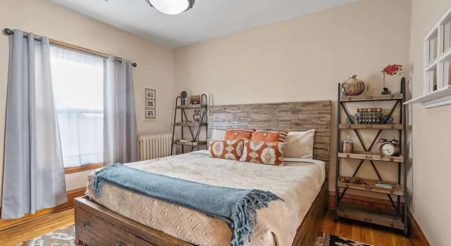 Urban Retreat, Varaa Huoneisto Hotellit Minnesota pysäköinnillä, Pysäköinti