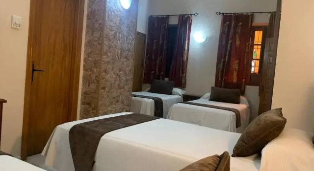 Четырёхместный номер Standard Hotel Casa Museo de la Mezquita
