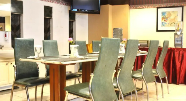 ZEN Rooms Kalimas KH Mas Mansyur