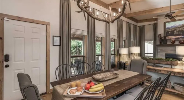 Upper Canyon Lodge - Four Bedroom Cabin with Hot Tub, Buchen Sie Hotel Ruidoso New Mexico