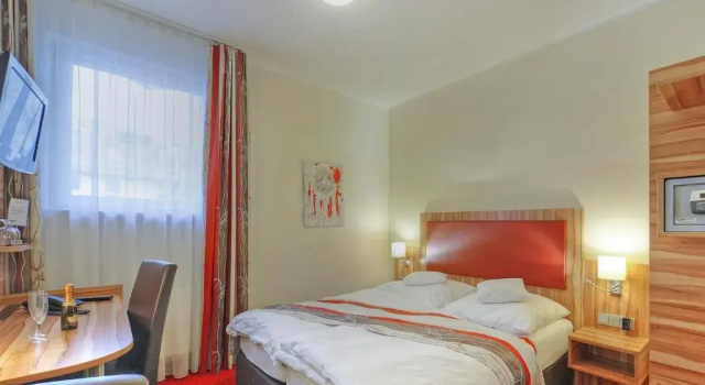 Hotel am Gröbenbach, Забронировать Отель Отели Верхней Баварии 3 звезды, 3*