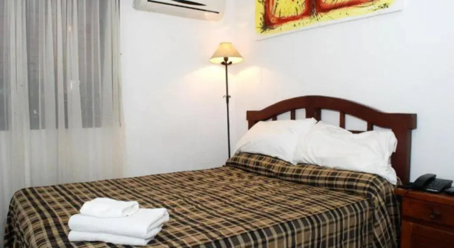 Трёхместный номер Standard Laerte Hotel Mendoza