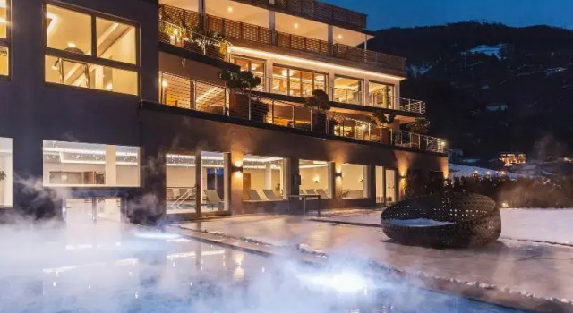 Hotel Lamm, Забронировать Отель Отели Тубре с бассейном, Бассейн