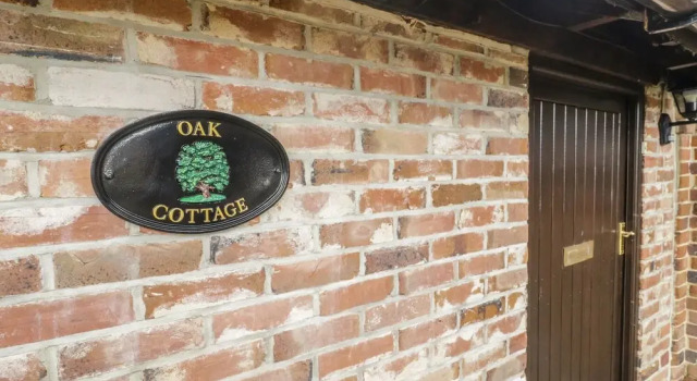 Oak Cottage, Varaa Lomakoti Mökit kohteessa Merseyside, Mökki