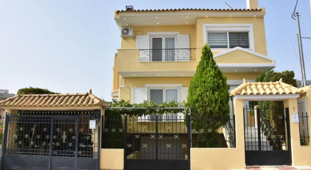 Keratea Luxury Villa -Athens Airport, Забронировать Вилла Кератеа Лавреотики