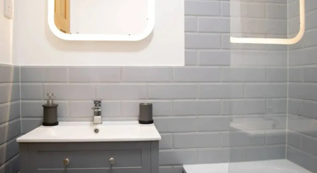 Spacious And Charming 2 Bedroom Flat Near Shepherd's Bush, Забронировать Отель Отели Англии 3 звезды, 3*
