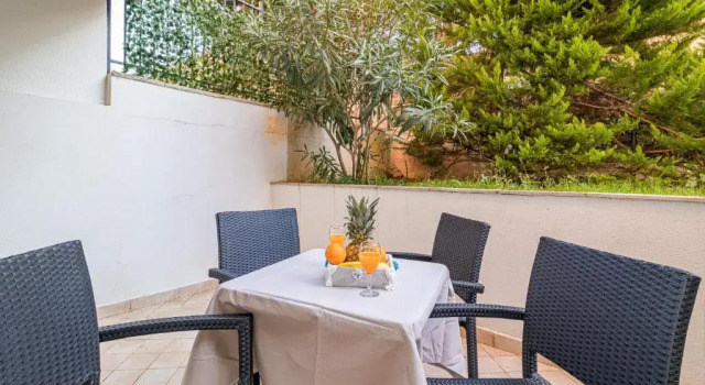 Апартаменты Цокольный этаж c 1 комнатой Residence Kamenjak