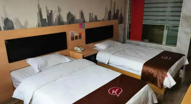 Thank Inn Hotel Anhui Lu'an Huoshan County Long Distance Bus Station, Prenota Hotel Huoshan Anhui