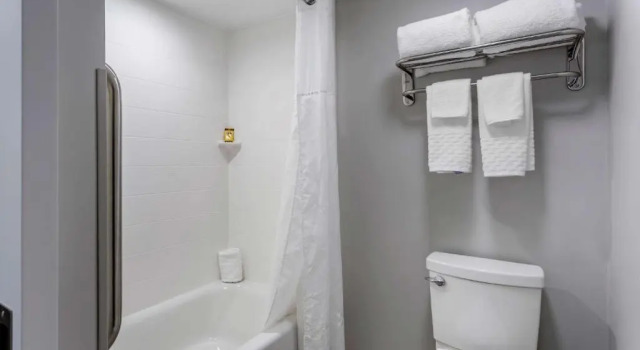 Люкс с балконом Best Western Plus Apple Valley Lodge Pigeon Forge