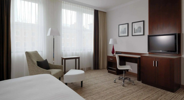 Двухместный номер Executive Cologne Marriott Hotel