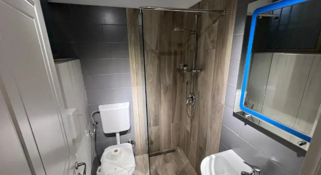 Economică cameră Bobi Hotel