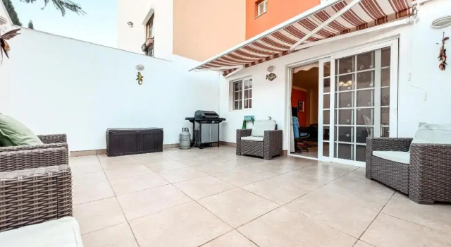 Townhouse with sea view Callao Salvaje CS148, Book Hotel Hotels in Tenerife with Parking, Parking