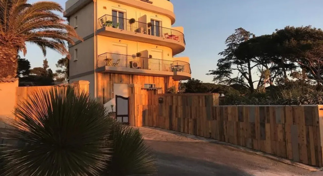 Hôtel Almanarre Plage