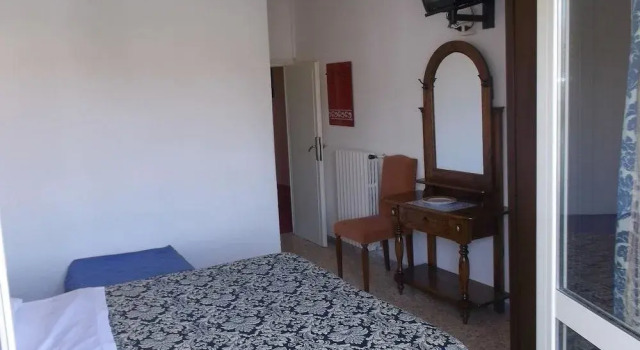 Hotel Gale New, Забронировать Отель Отели Версилия 3 звезды, 3*