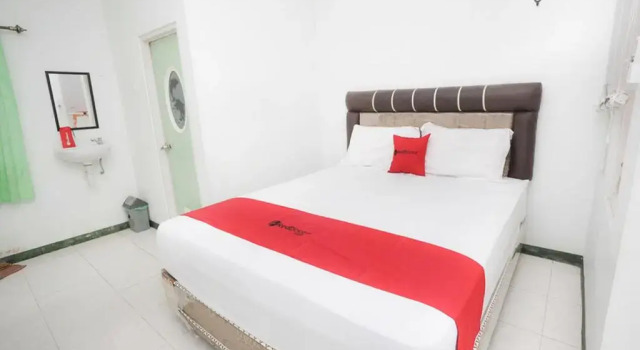 Двухместный номер Standard RedDoorz near Bundaran Kecil Palangkaraya